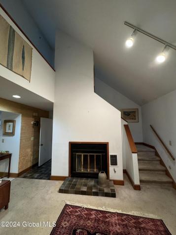 1 Durham Way Clifton Park NY 12065