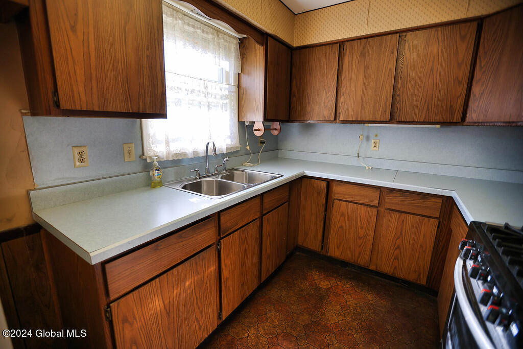 13 N Pawling Street Hagaman NY 12086