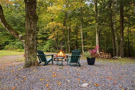 8480 U.s. 9 Lewis NY 12950