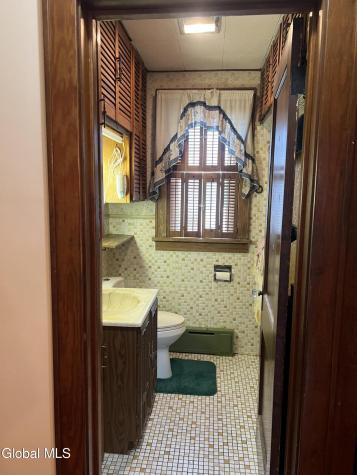 730 8th Avenue Watervliet NY 12189