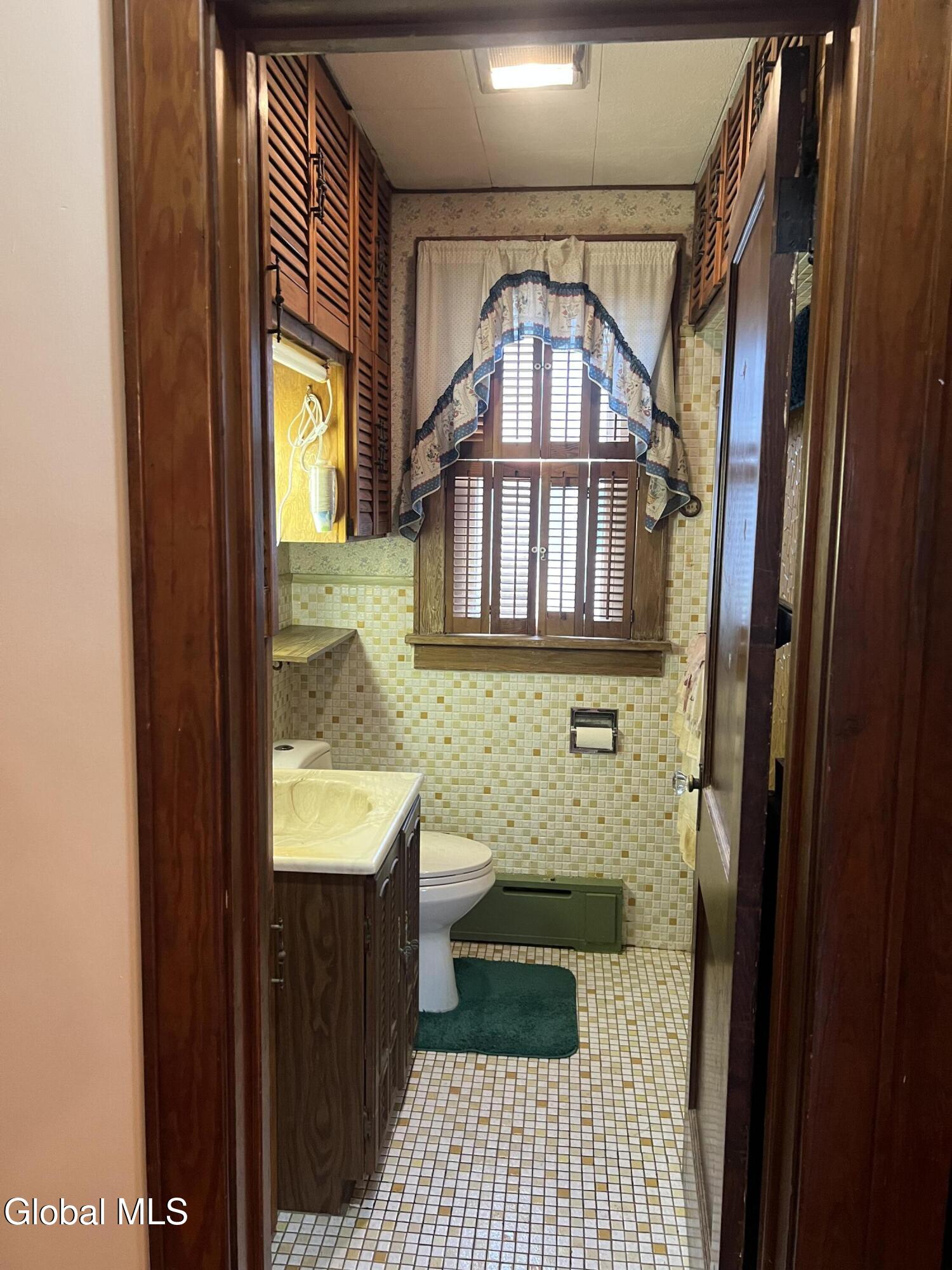 730 8th Avenue Watervliet NY 12189