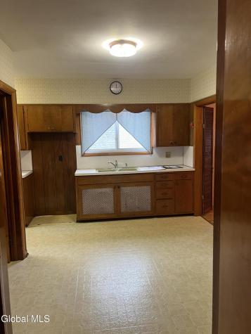 730 8th Avenue Watervliet NY 12189
