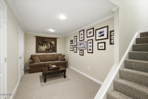27 Mosall Drive Slingerlands NY 12159