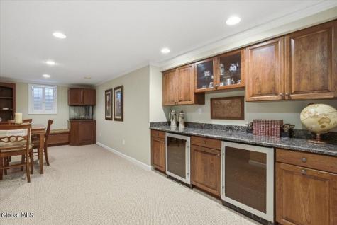 27 Mosall Drive Slingerlands NY 12159