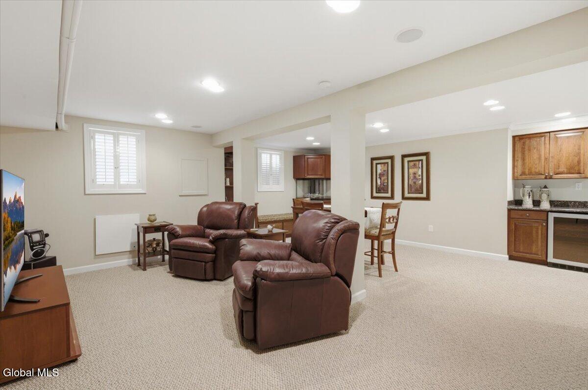 27 Mosall Drive Slingerlands NY 12159