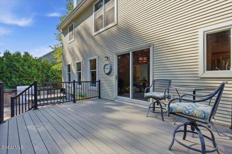 27 Mosall Drive Slingerlands NY 12159