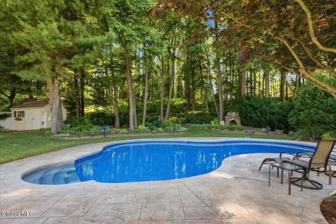 27 Mosall Drive Slingerlands NY 12159