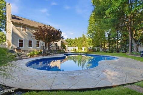 27 Mosall Drive Slingerlands NY 12159