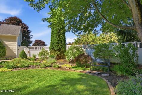 27 Mosall Drive Slingerlands NY 12159