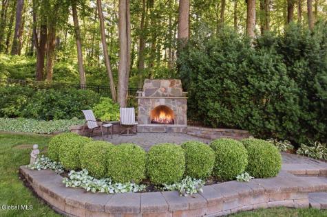 27 Mosall Drive Slingerlands NY 12159