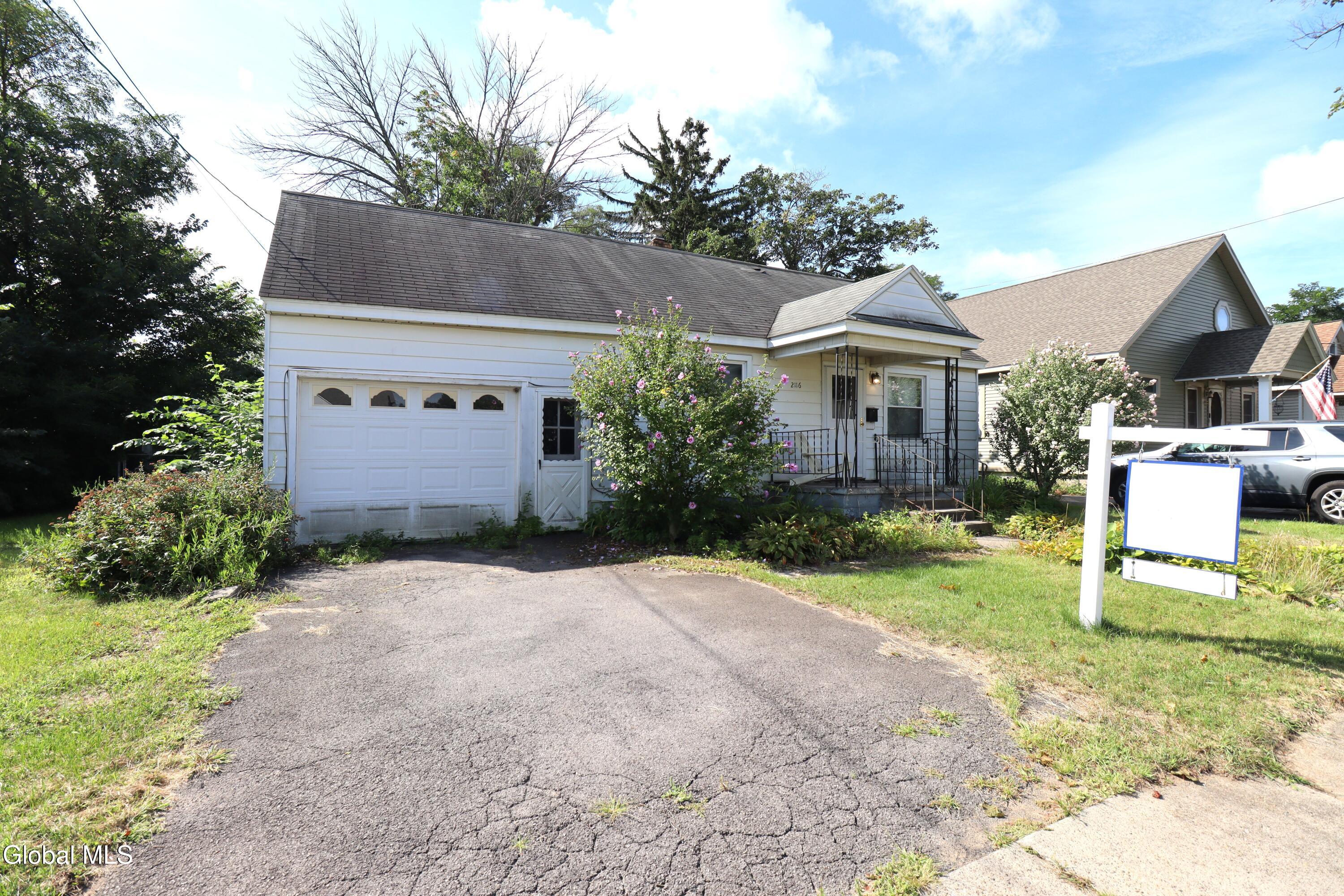 2116 Neil Street Schenectady NY 12306