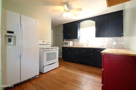 2116 Neil Street Schenectady NY 12306