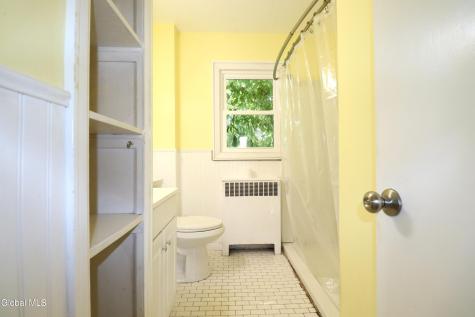 2116 Neil Street Schenectady NY 12306