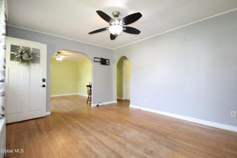 2116 Neil Street Schenectady NY 12306