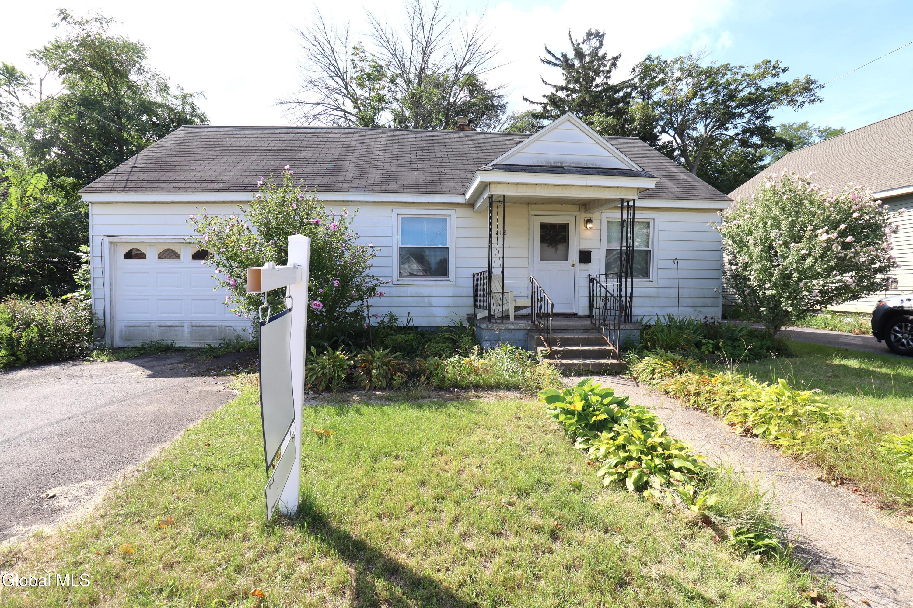 2116 Neil Street Schenectady NY 12306