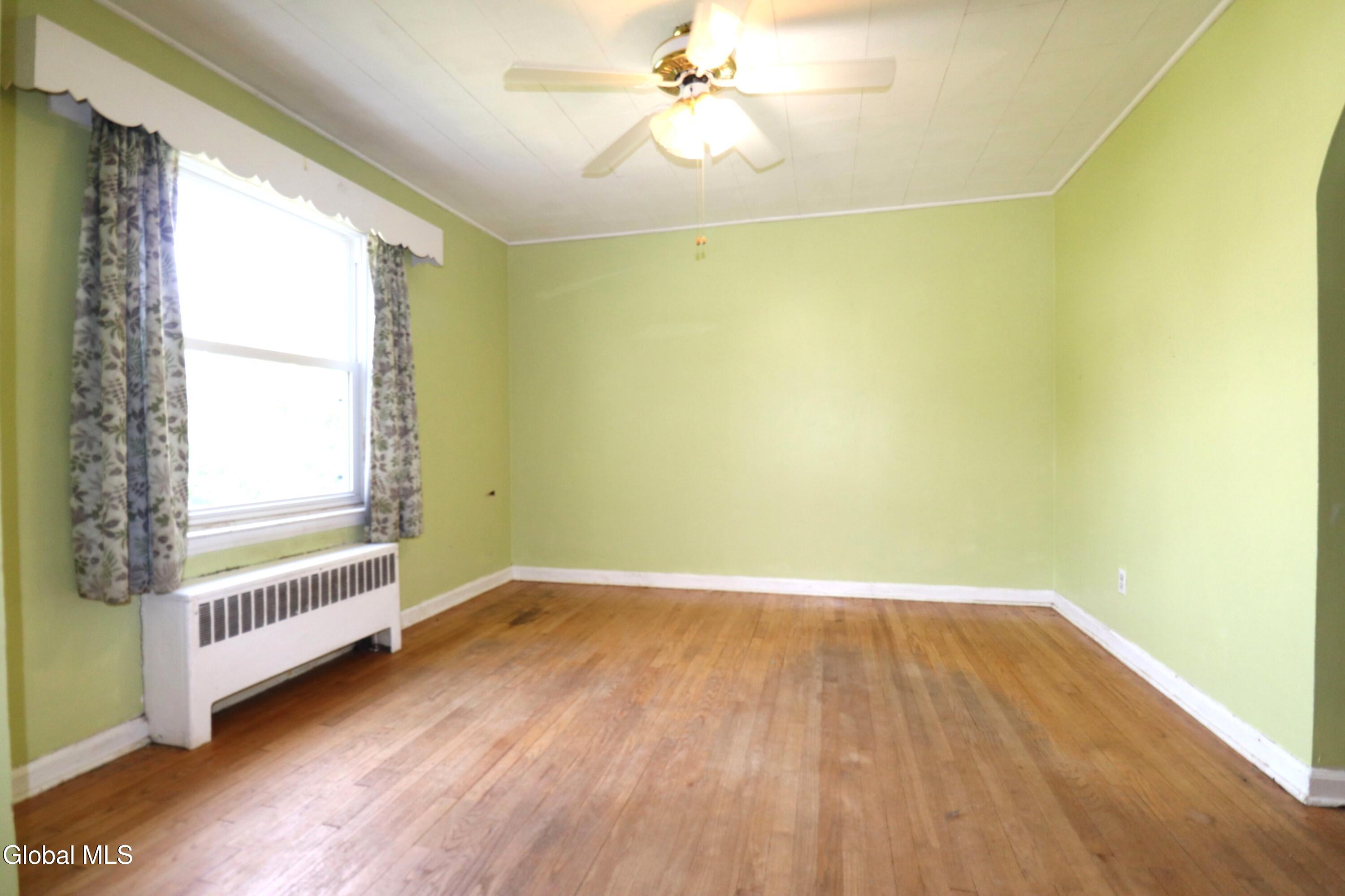 2116 Neil Street Schenectady NY 12306