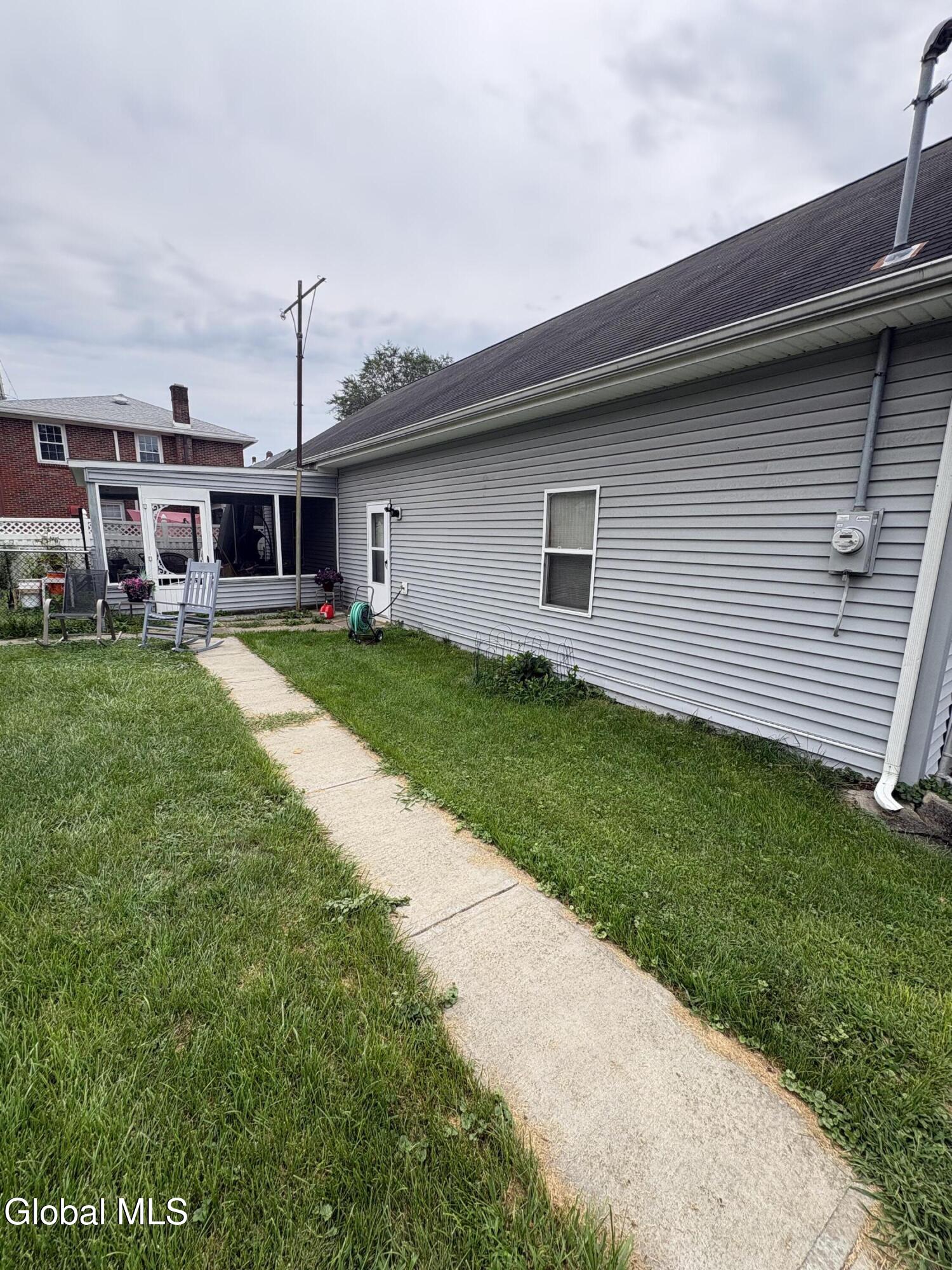 15 Steenburgh Avenue Waterford NY 12188