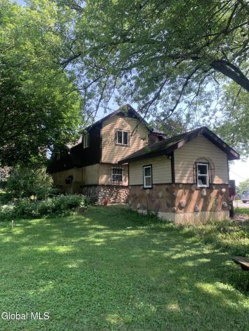 15 Geer Road Kingsbury NY 12839