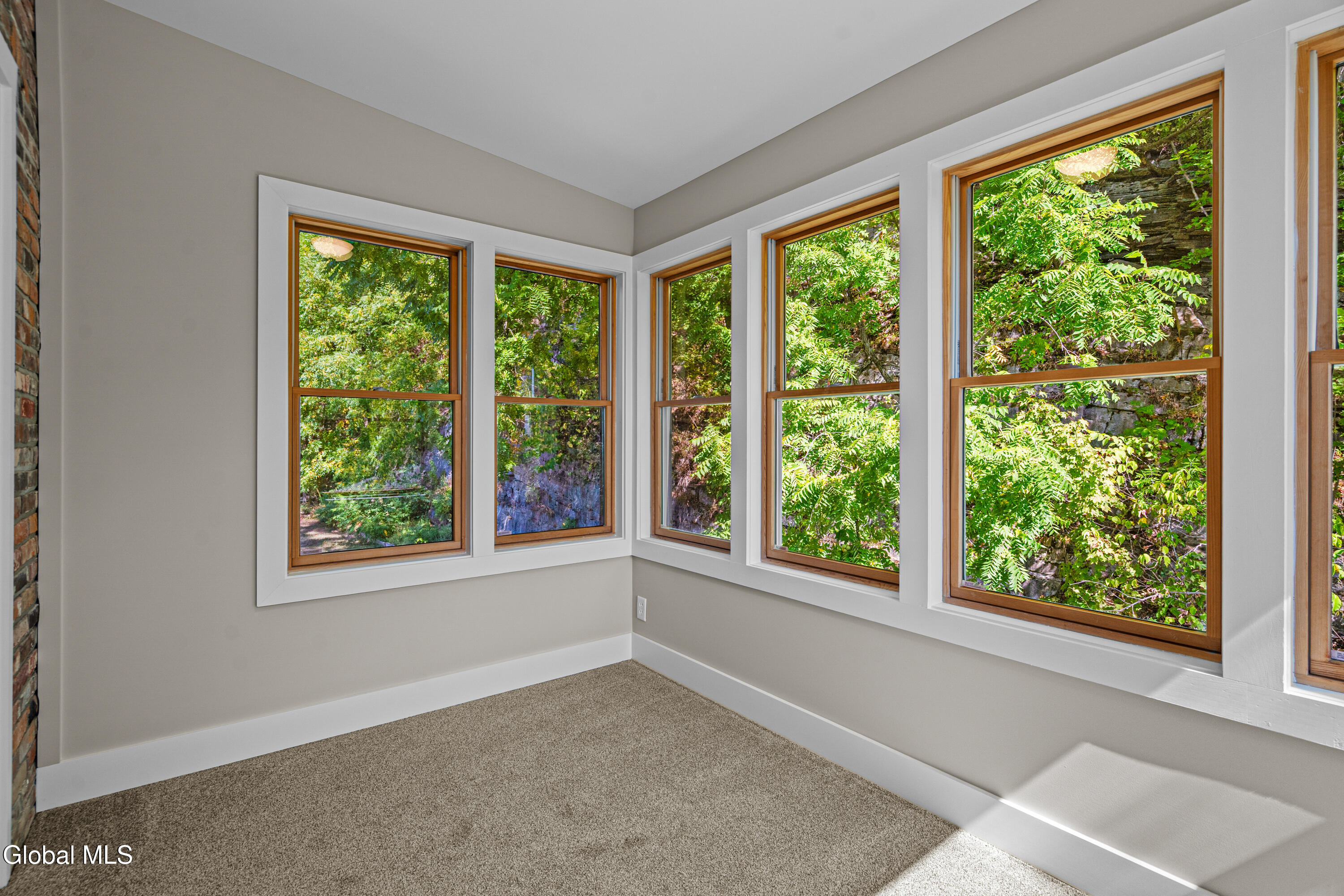 8 Mountain Street Whitehall NY 12887