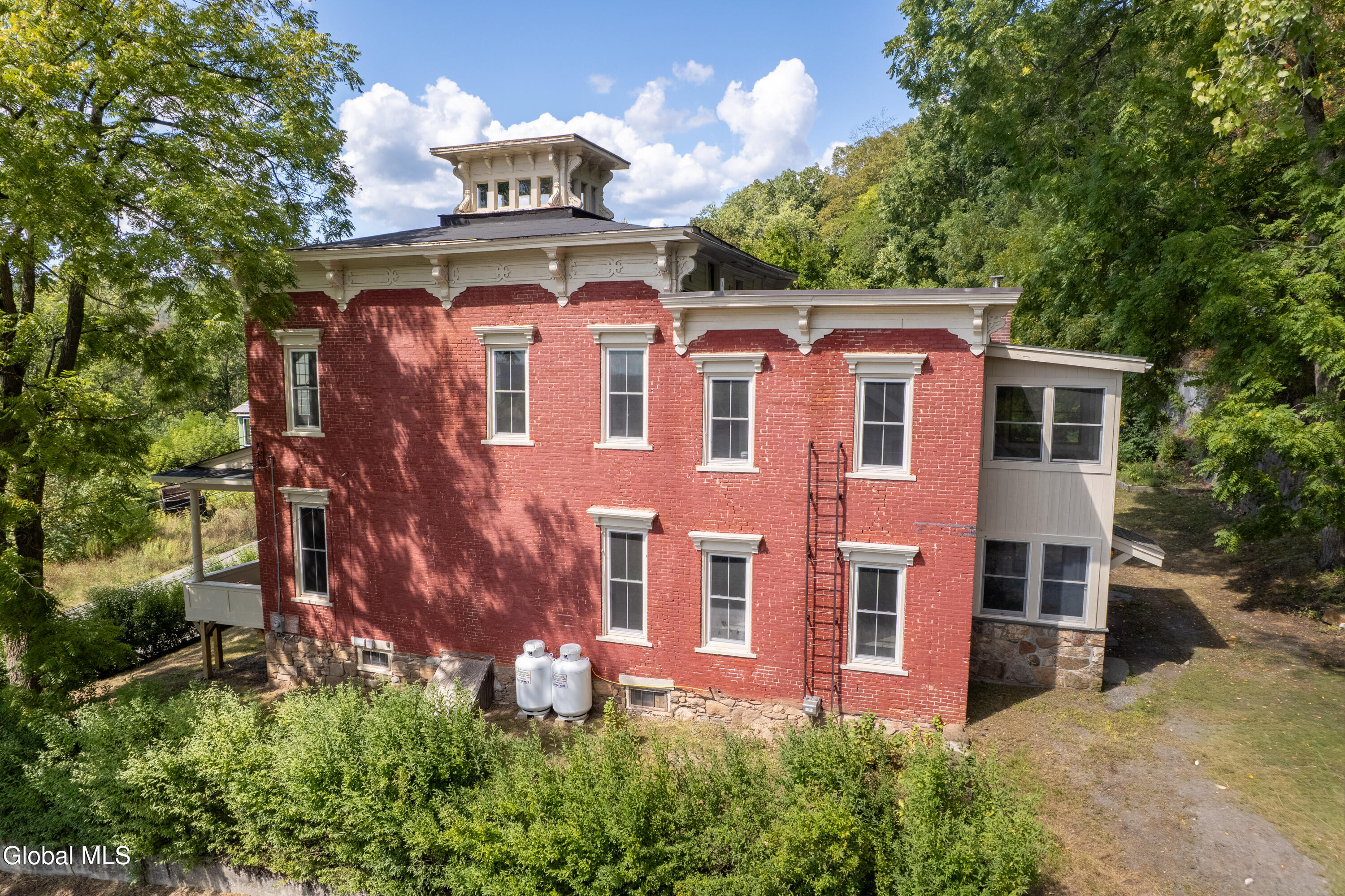 8 Mountain Street Whitehall NY 12887