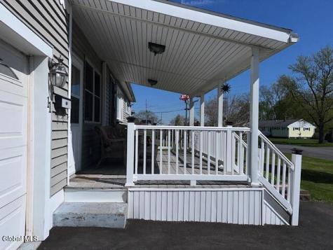 11 Ridge Road Ravena NY 12143