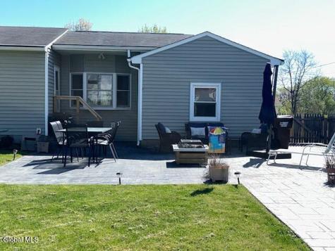 11 Ridge Road Ravena NY 12143