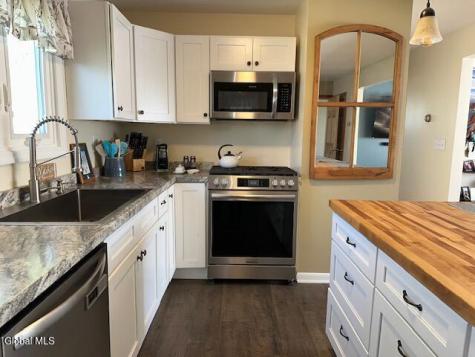 11 Ridge Road Ravena NY 12143