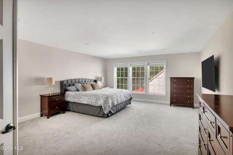41 Cider Mill Way Saratoga Springs NY 12866