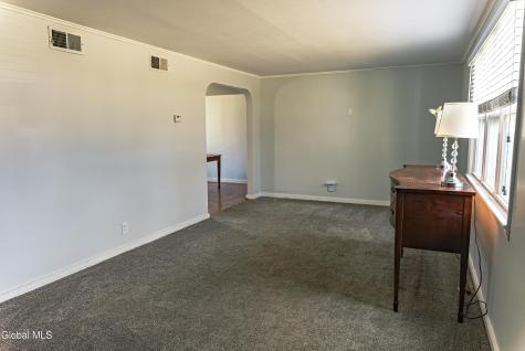 2983 Nancy Lane Schenectady NY 12303