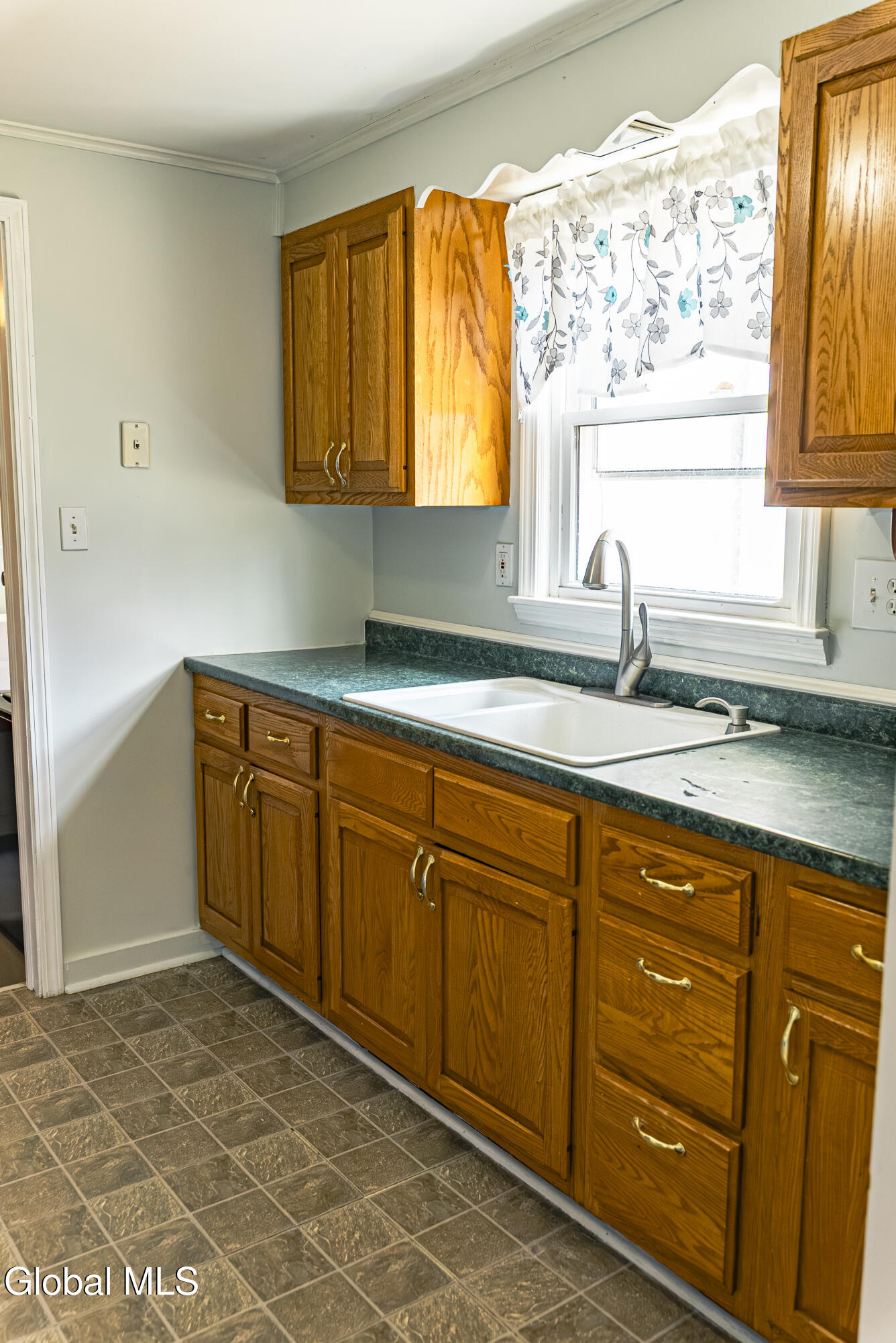 2983 Nancy Lane Schenectady NY 12303