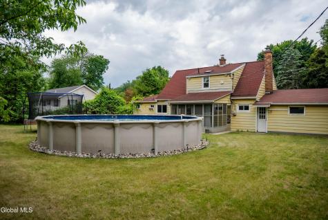 2983 Nancy Lane Schenectady NY 12303