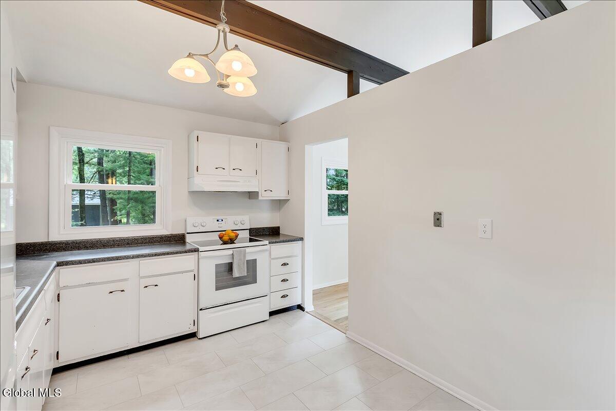 40 Oakwood Boulevard Clifton Park NY 12065