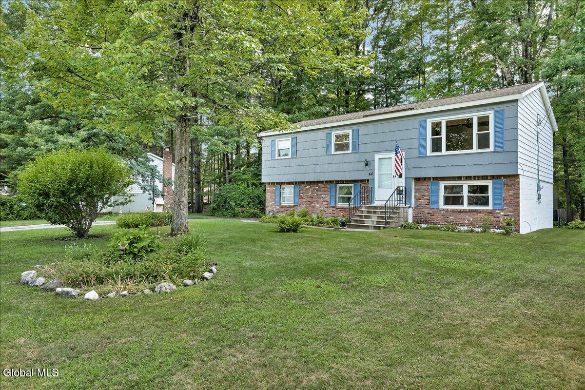 40 Oakwood Boulevard Clifton Park NY 12065