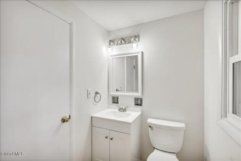 40 Oakwood Boulevard Clifton Park NY 12065