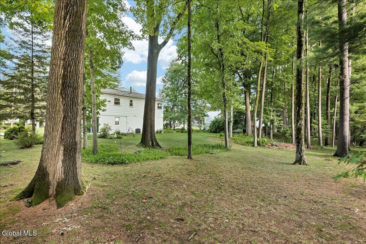 40 Oakwood Boulevard Clifton Park NY 12065