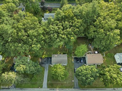 40 Oakwood Boulevard Clifton Park NY 12065