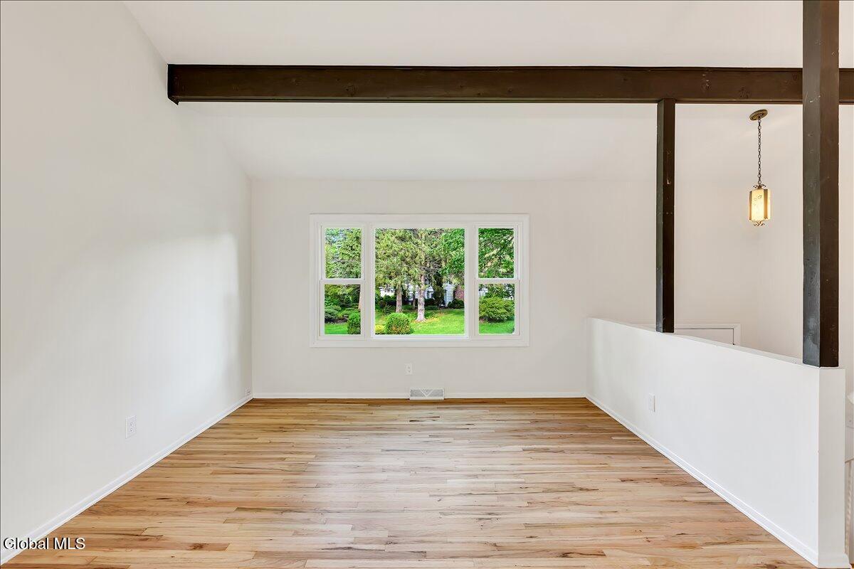 40 Oakwood Boulevard Clifton Park NY 12065