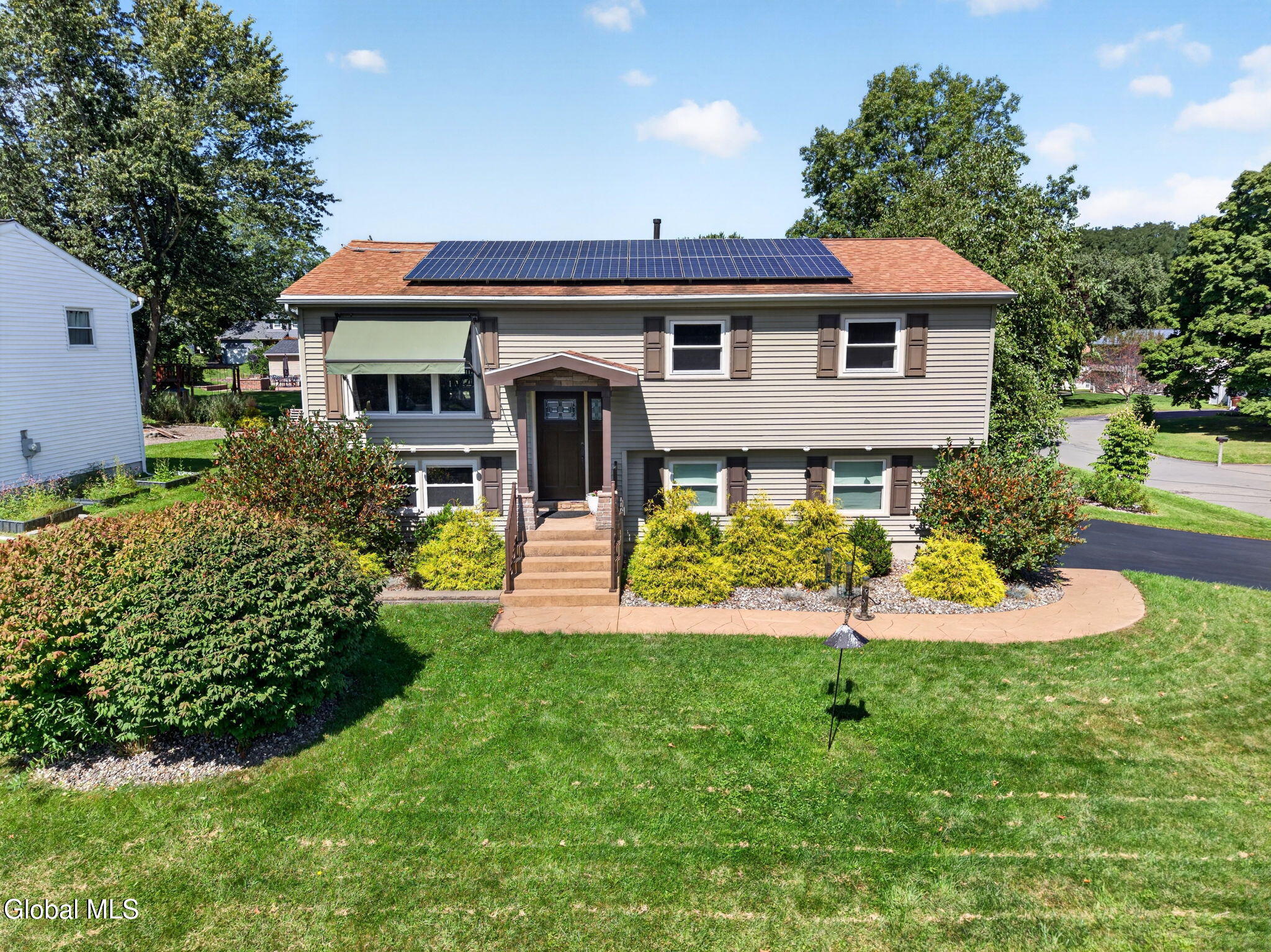 201 Deerfield Court Voorheesville NY 12186