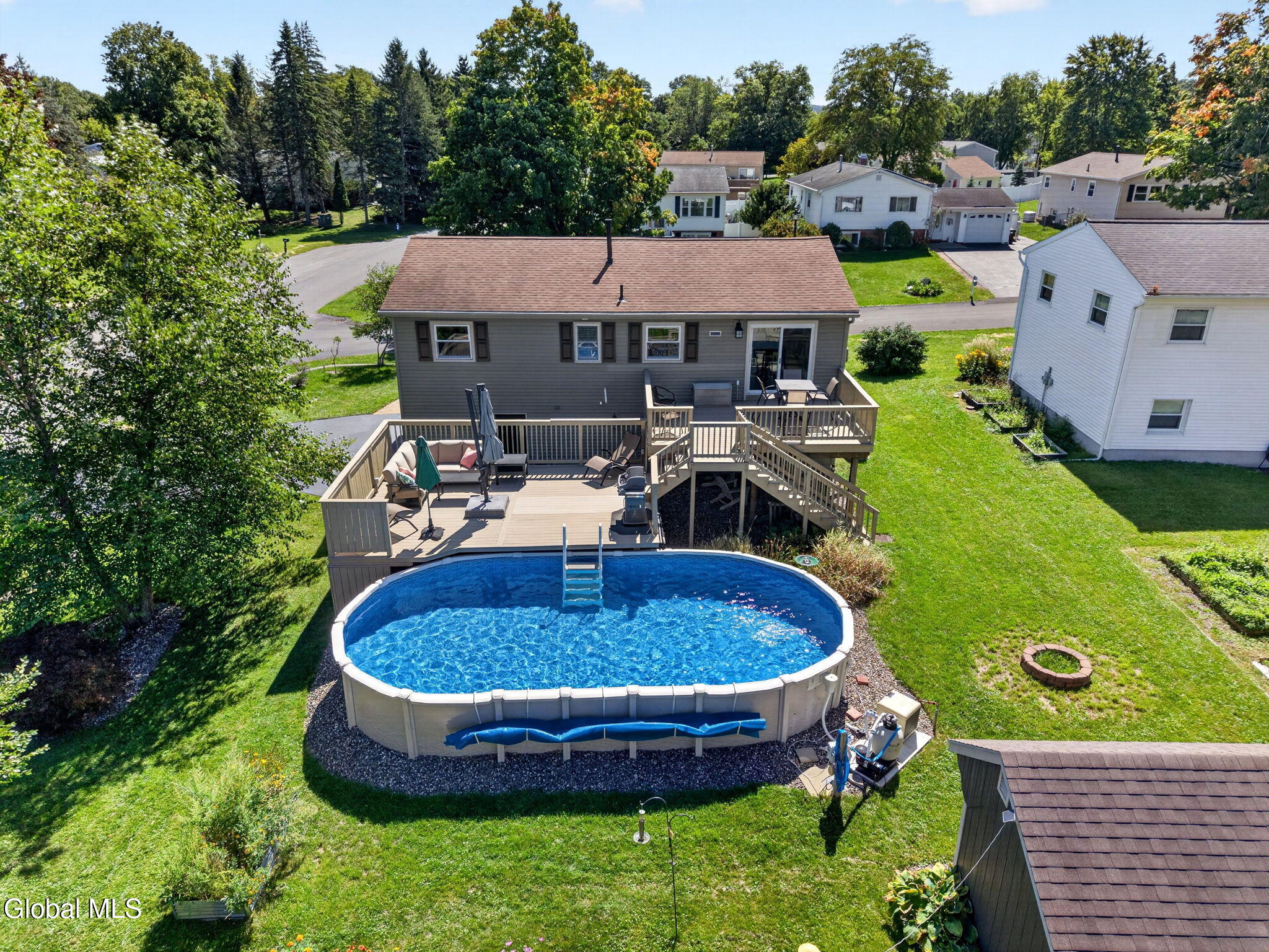 201 Deerfield Court Voorheesville NY 12186