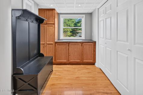 201 Deerfield Court Voorheesville NY 12186
