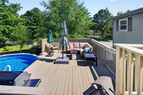 201 Deerfield Court Voorheesville NY 12186
