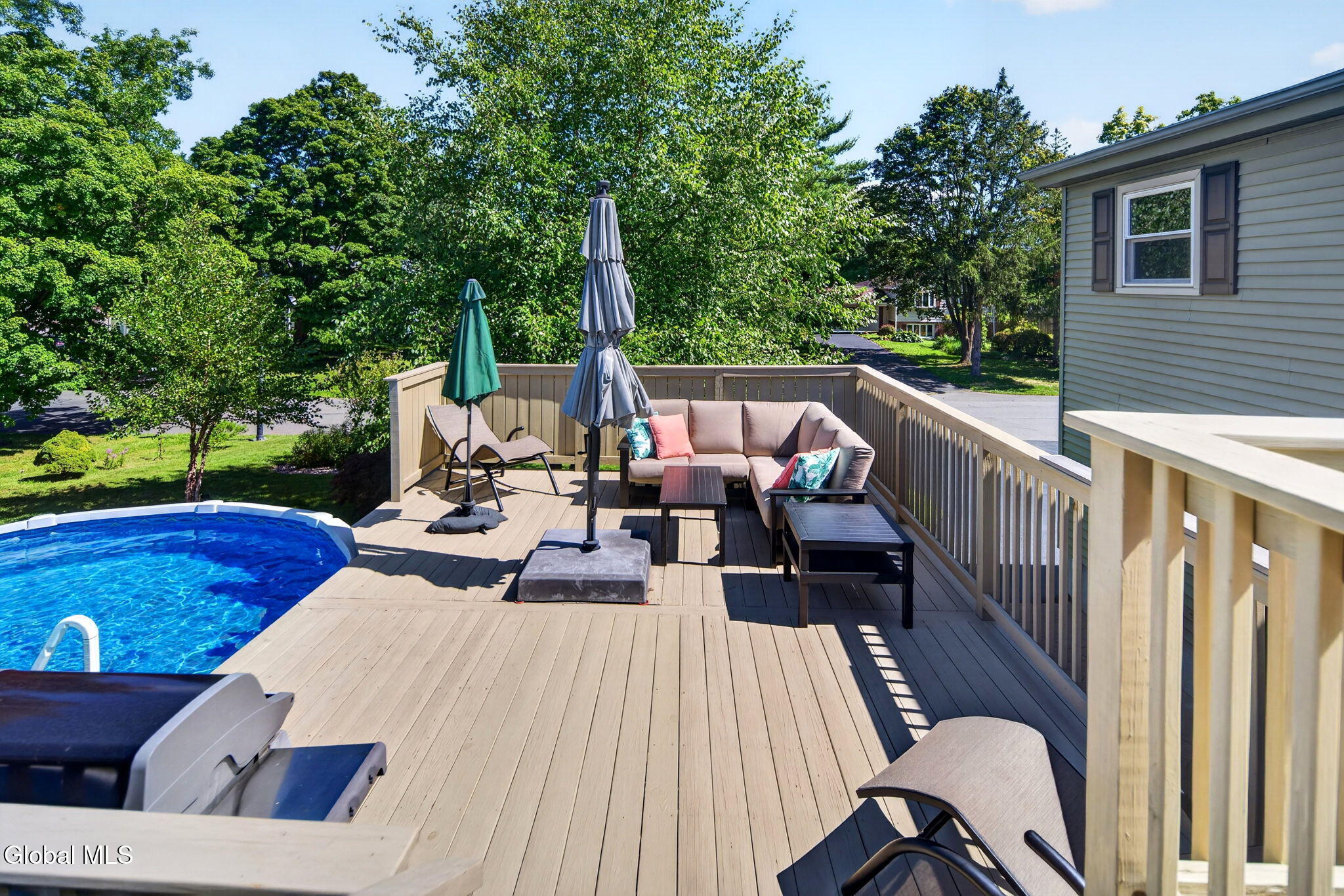 201 Deerfield Court Voorheesville NY 12186