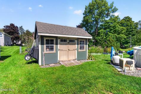 201 Deerfield Court Voorheesville NY 12186