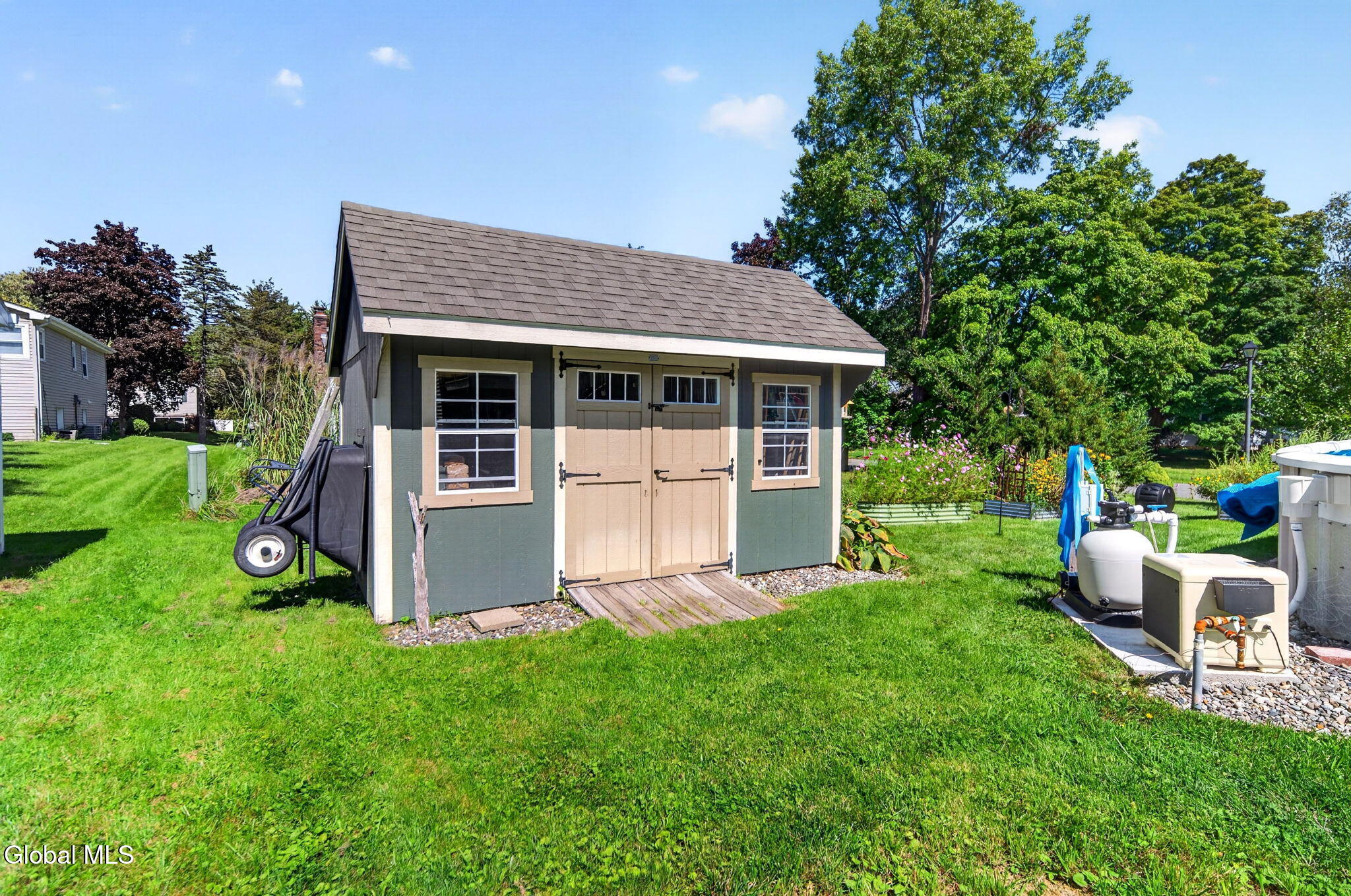 201 Deerfield Court Voorheesville NY 12186