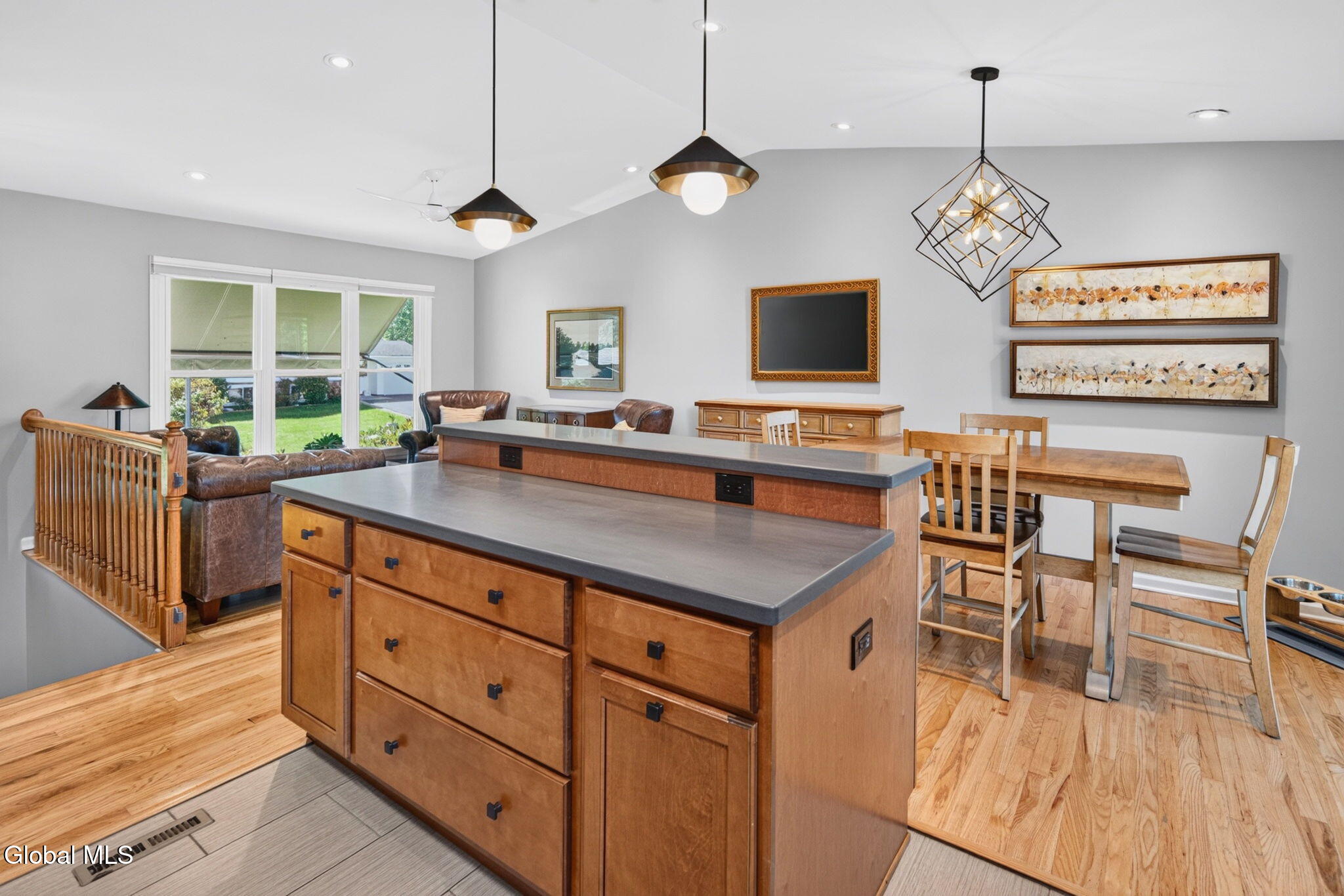 201 Deerfield Court Voorheesville NY 12186