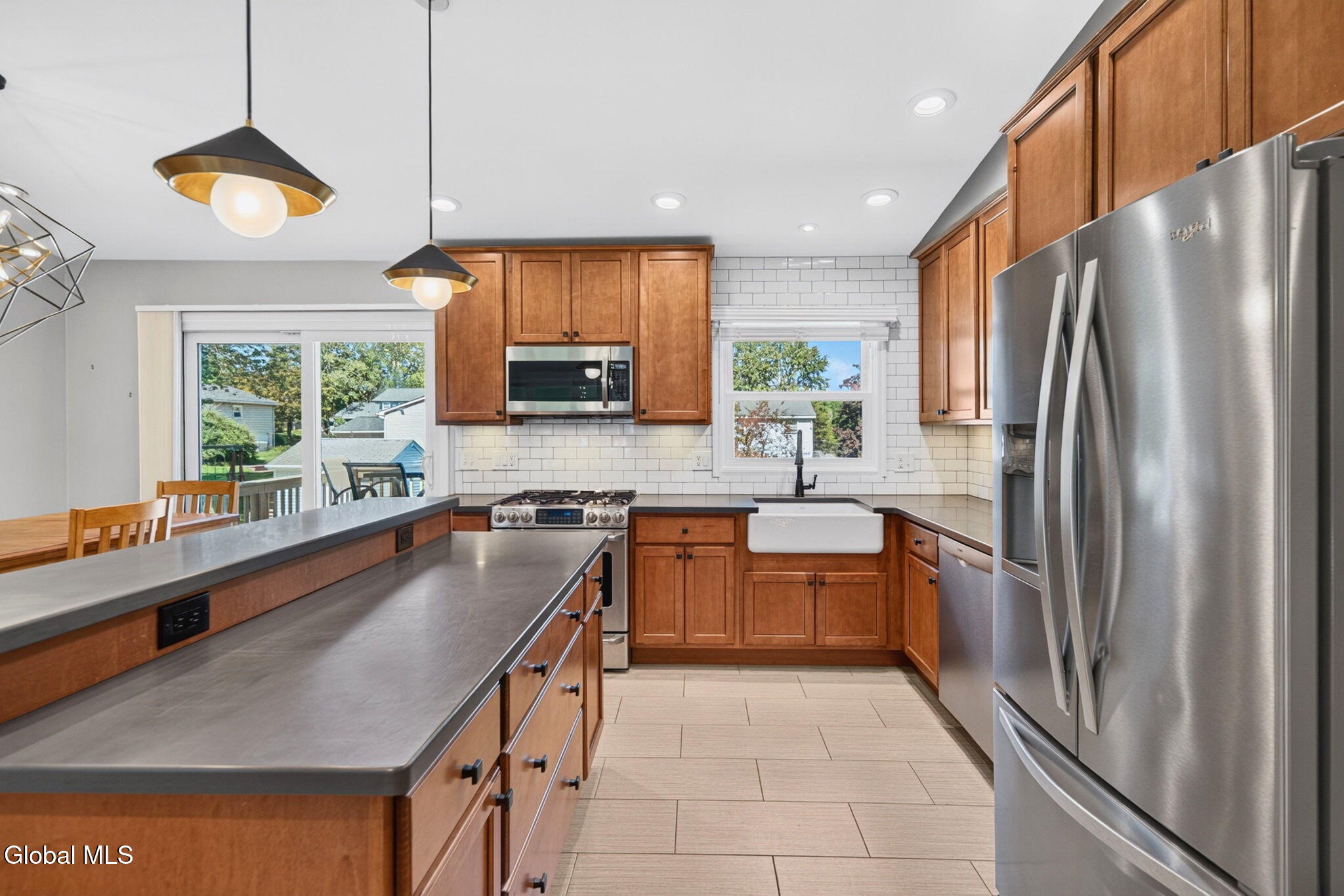 201 Deerfield Court Voorheesville NY 12186
