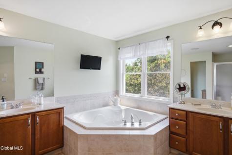 29 Silo Drive Waterford NY 12188