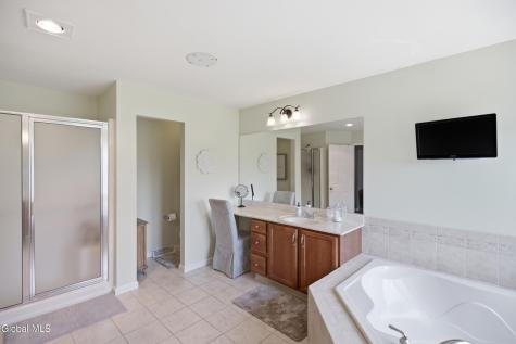 29 Silo Drive Waterford NY 12188