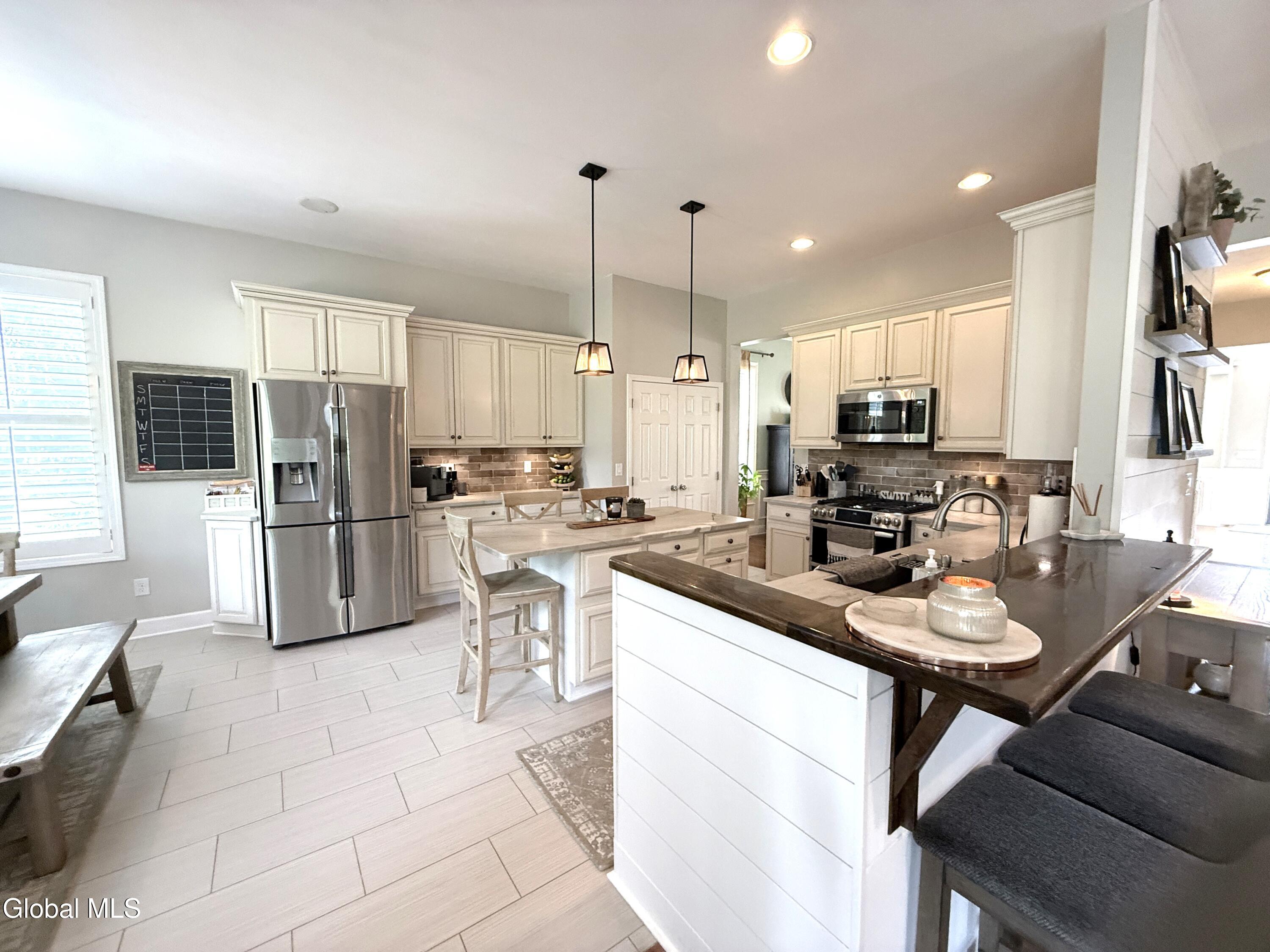 29 Silo Drive Waterford NY 12188