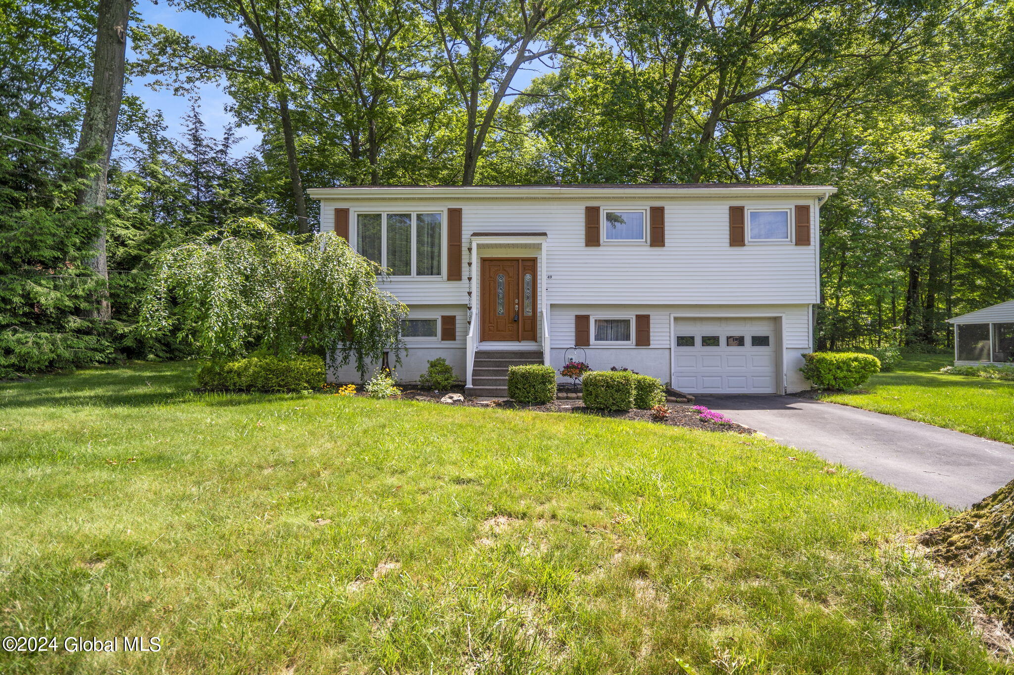 49 Walnut Drive Clifton Park NY 12065